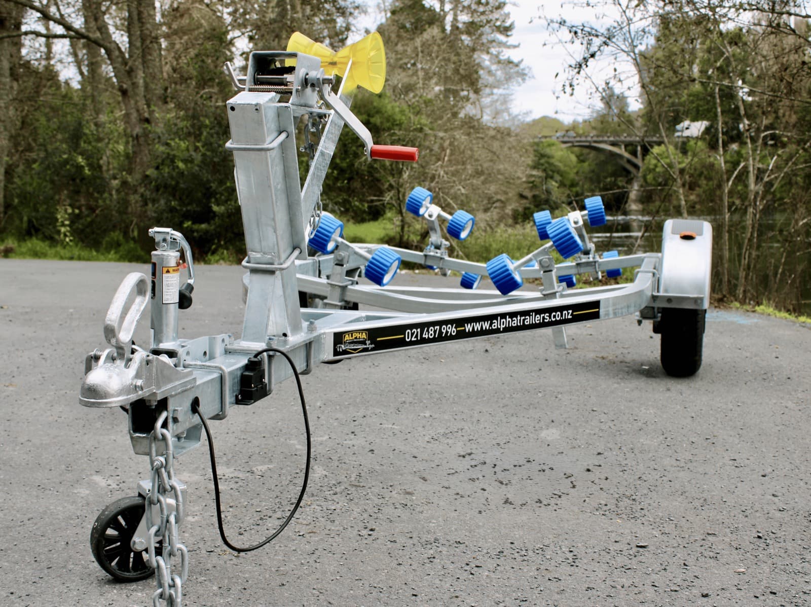 AT 350-SR galvanised boat trailer NZ