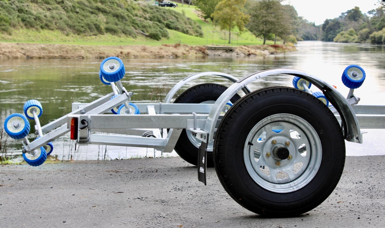 Alpha Trailers AT 600-SR boat trailer